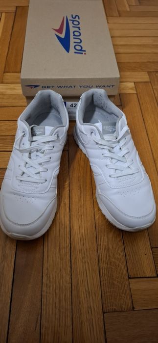 Buty męskie białe