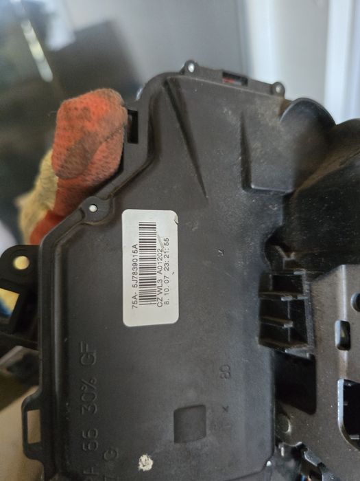 Замки та склопіднімачі для Skoda Fabia/Romster