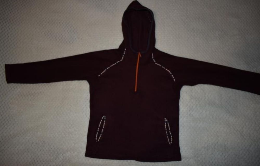 Кофта на флисе с капюшоном