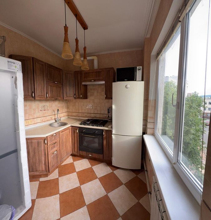 Продам 3-х квартиру 4/9 Алексеевка,  ул. Ахсарова