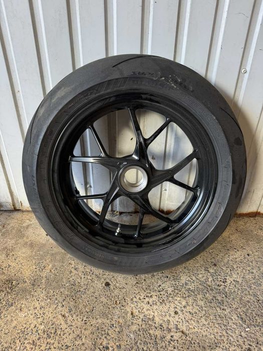 Траверса Ducati Panigale v4 2020