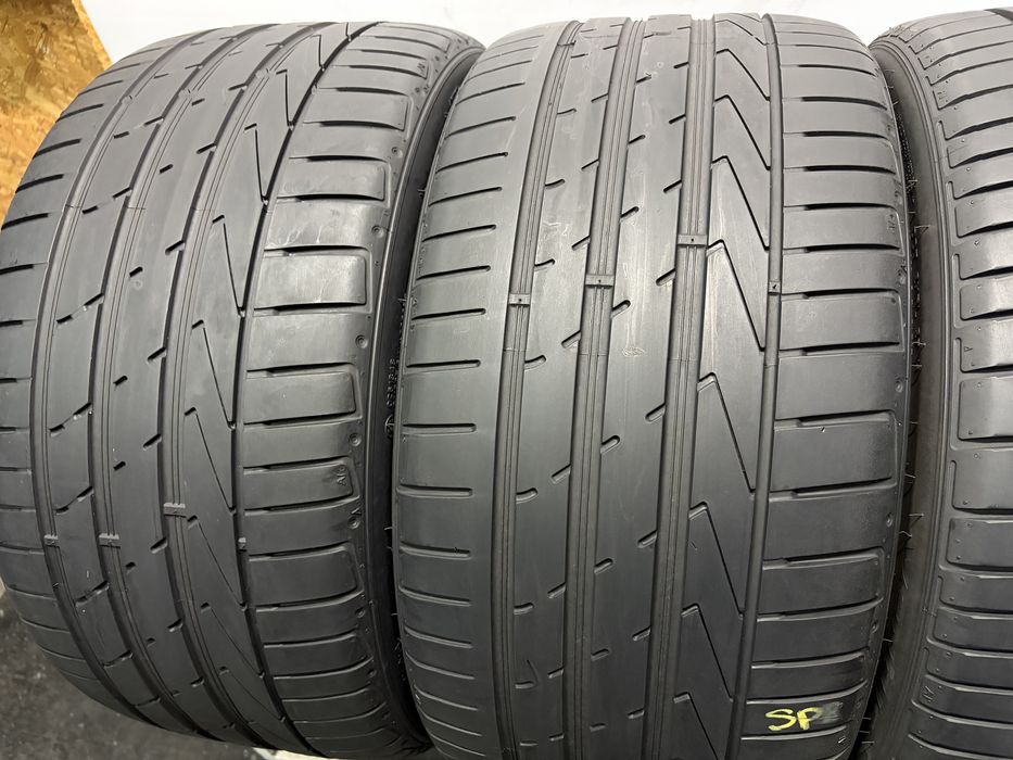 265/35/18 97Y & 225/40/18 92Y Hankook Ventus S1 Evo 2
