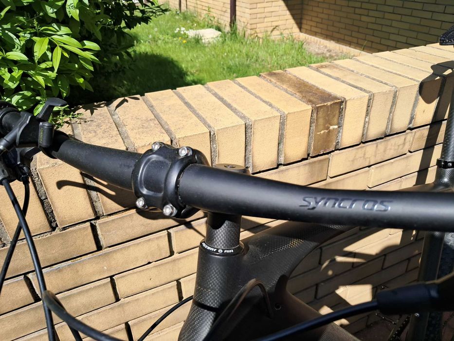 Rower MTB The Black full carbon