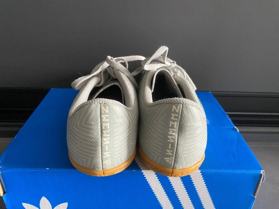 Buty na halę Adidas rozm.38