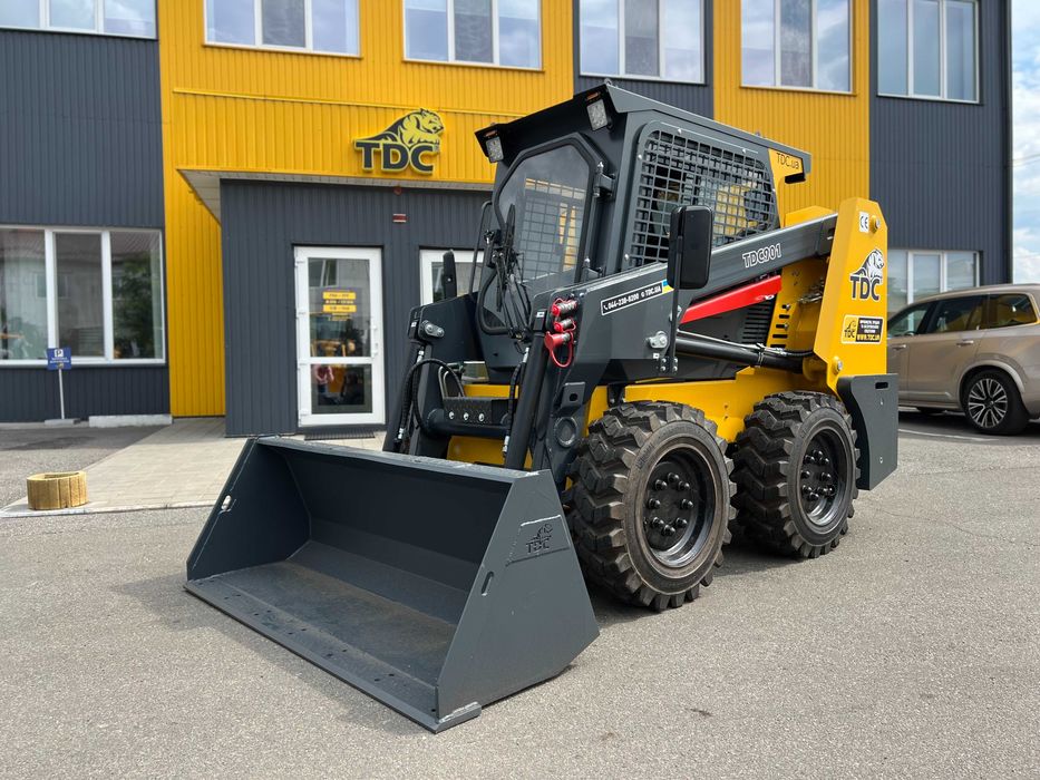 Колісний мінінавантажувач TDC 901