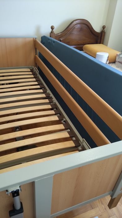 Cama articulada como nova