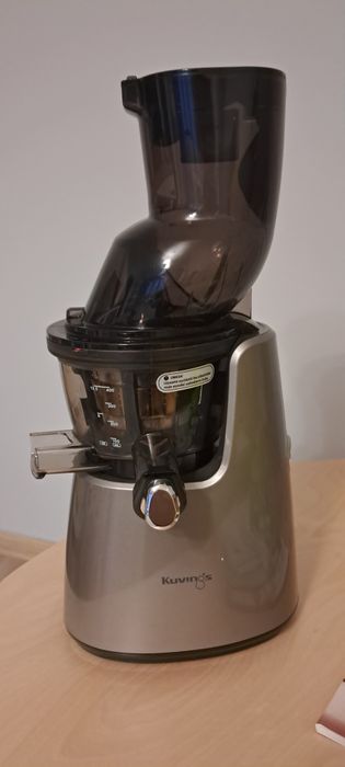 Wyciskarka wolnoobrotowa Kuvings D9900