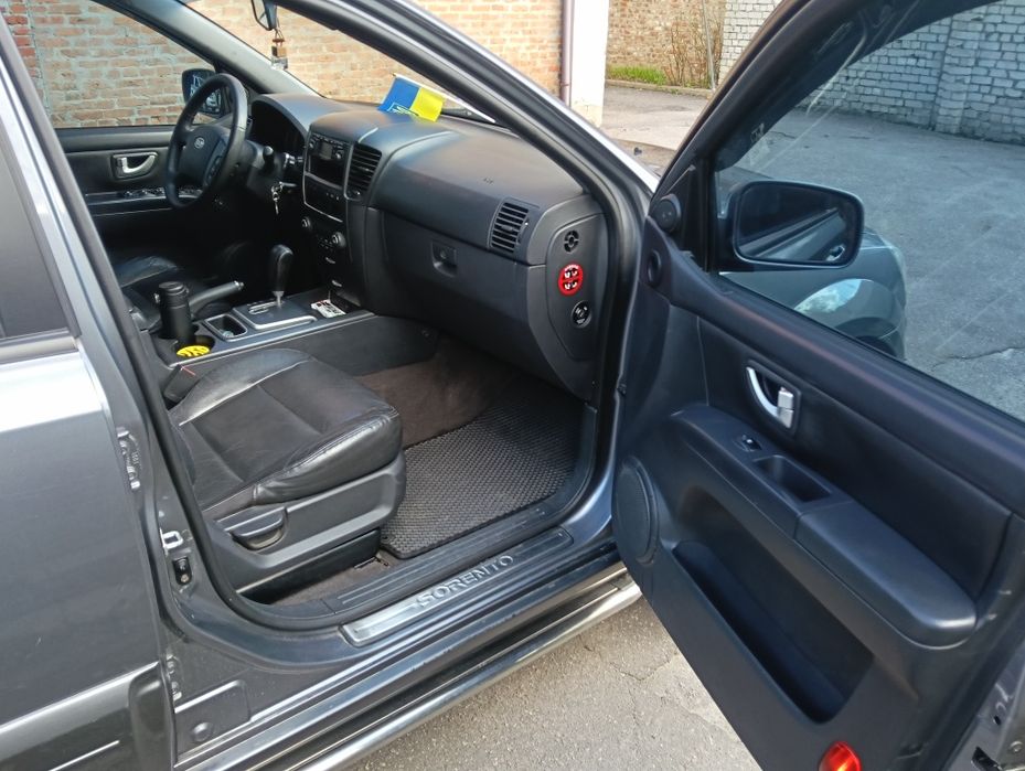 KIA Sorento 2009 VIN KNAJC524895883324 фото оголошення 13 з 18