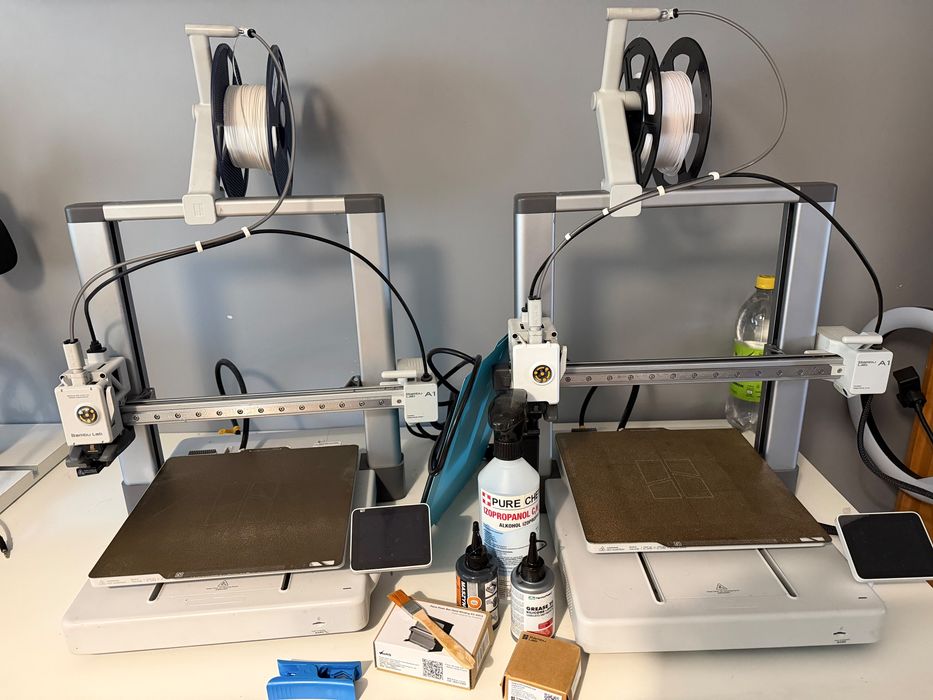 Zestaw 2x Drukarka 3D Bambu Lab A1 + Dużo Filamentów (PLA/PETG) + Akcesoria