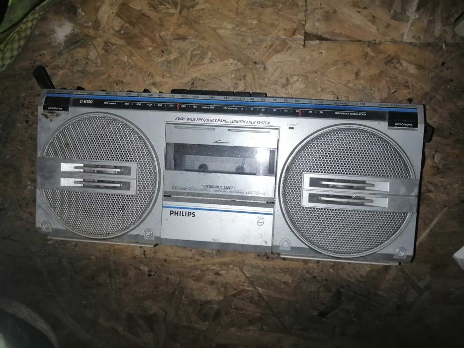Radiomagnetofon Philips D-8130
