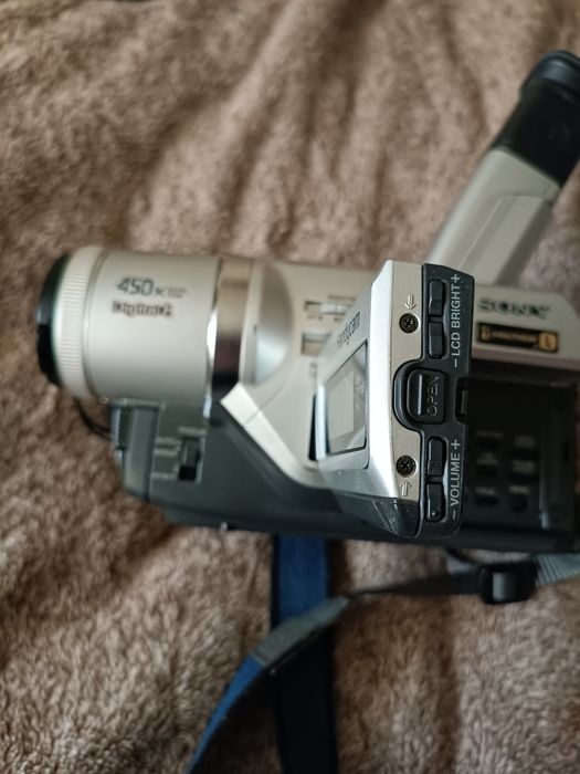 Видео камера SONY DCR TRV 120 E: 6 000 грн. - Видеокамеры Ирпень