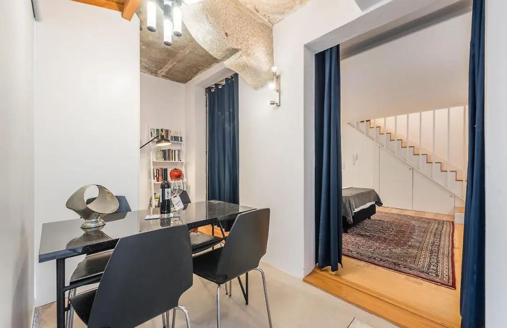 Arrendo T1 Centro do Porto - Apartamento Mobilado com Jardim