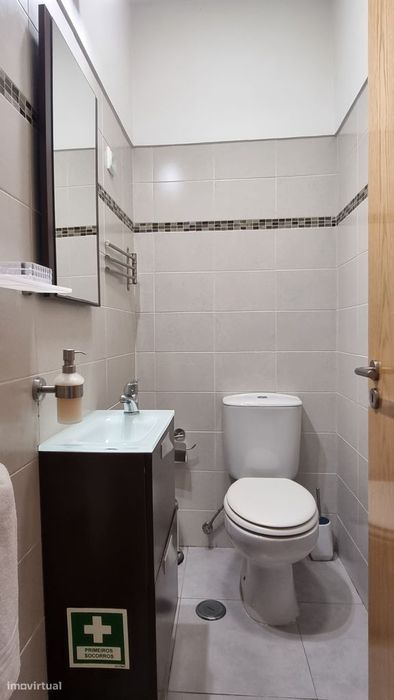 Apartamento T2 com piscina e jardim em Oeiras