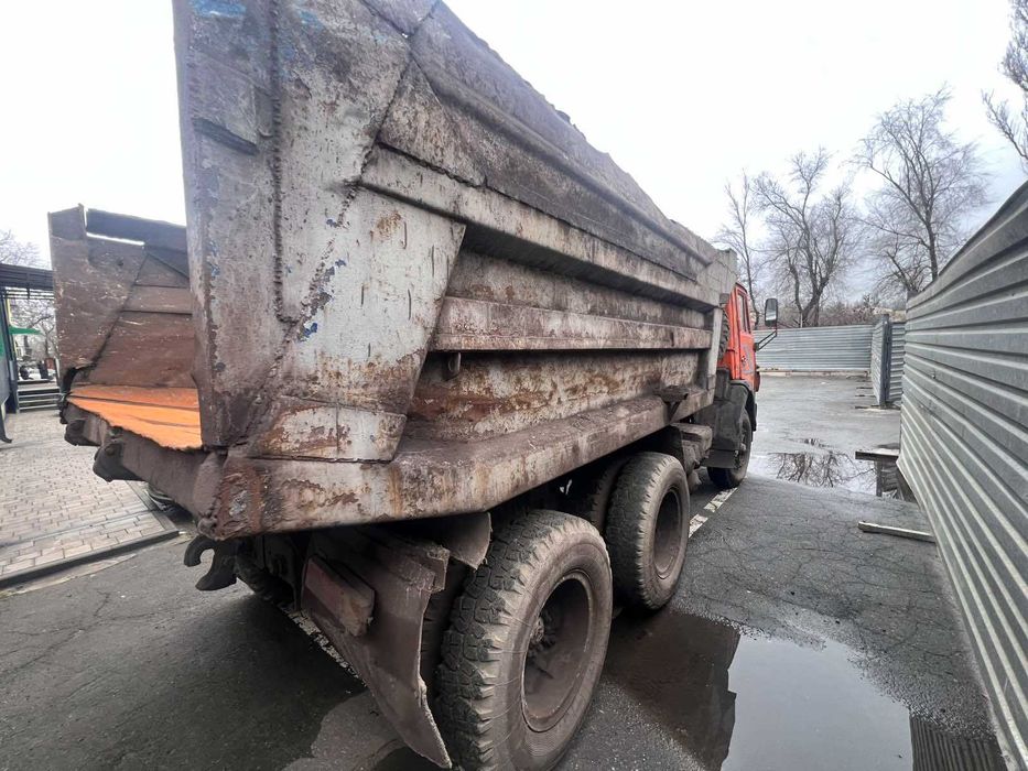 Автомобиль КАМАЗ 5511