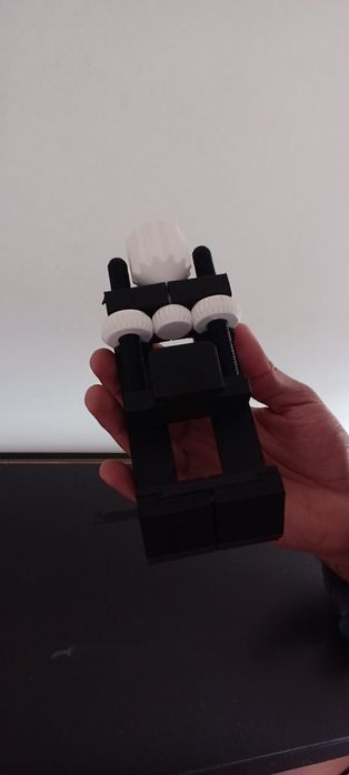 Grampo de mesa em PLA