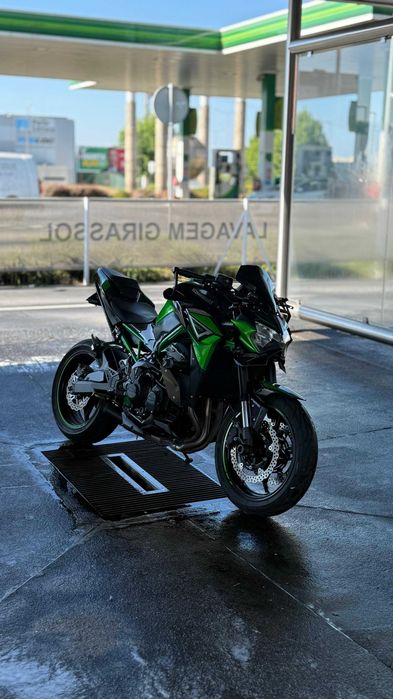 Kawasaki z900 - ano 2021