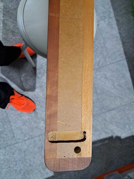 Prateleiras madeira cerejeira