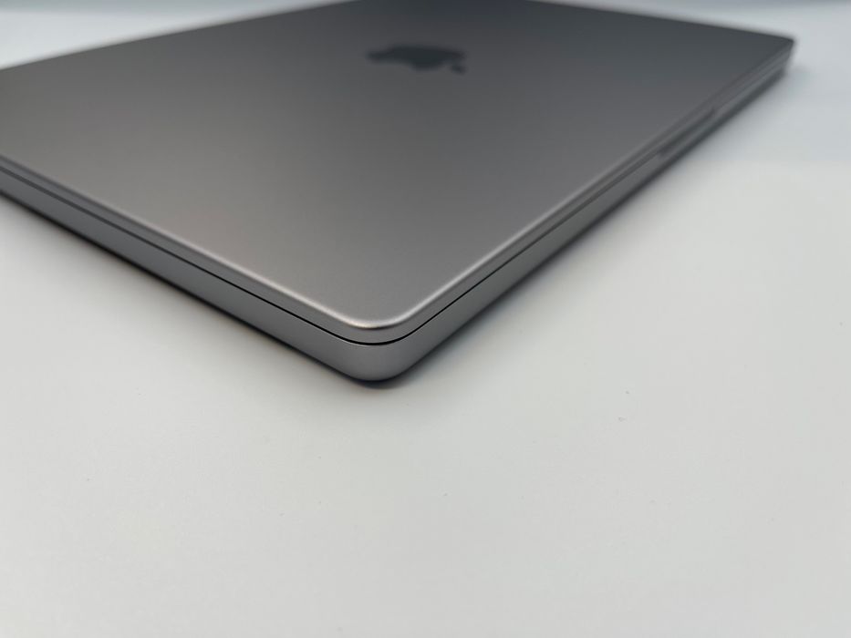 Macbook pro a2442 M1 PRO  32 gb 1TB SSD space grey 33 cykli