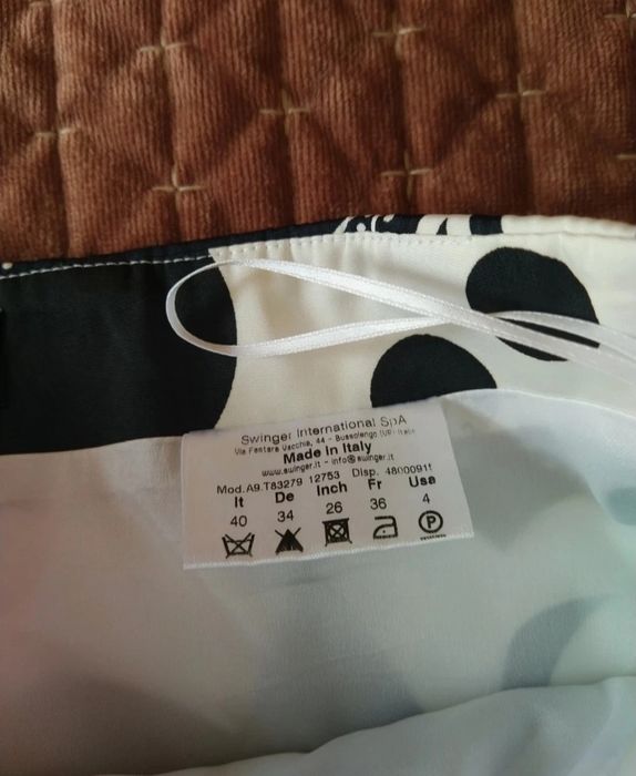 Mini saia Versus Versace