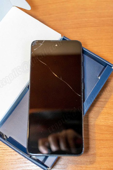 Motorola E40 - sparna ale zibty ekran