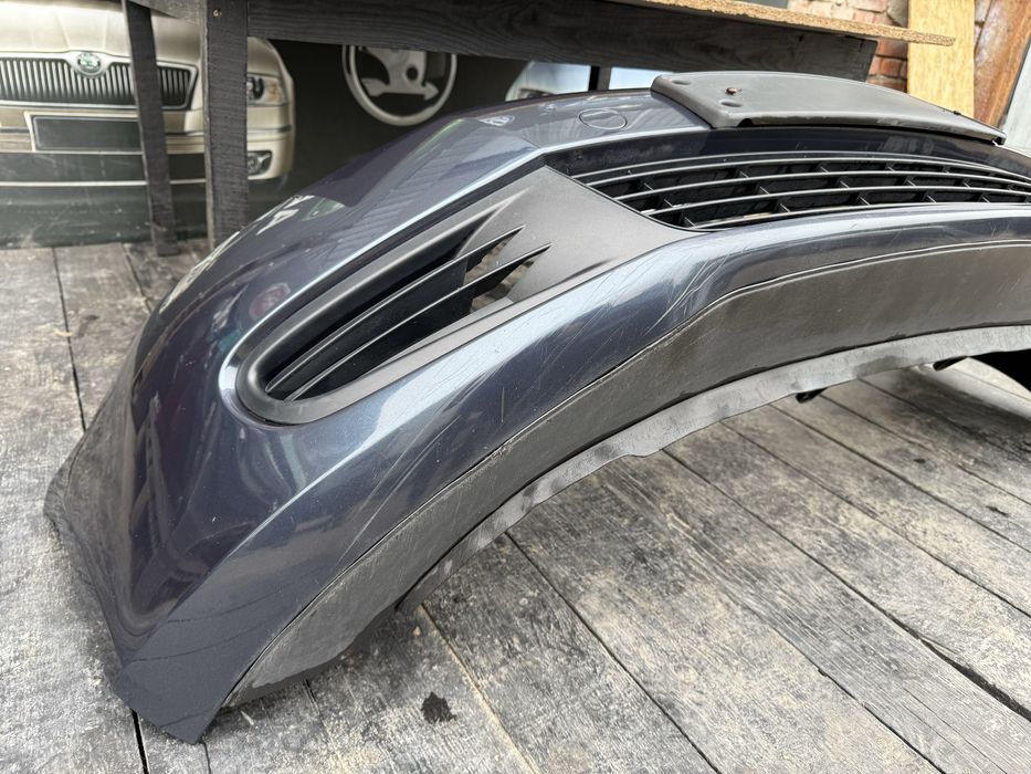 Бампер передній Гольф 6 універсал бампер передний Golf 6 LC5F