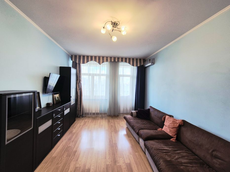 Продаж 2-к квартири в ЖК Елегант, Жилянська 118. Ремонт, Ботсад Фоміна