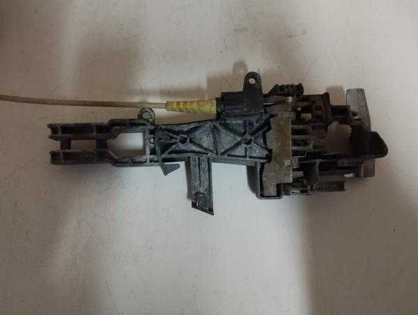 Fecho da Porta Frente Esq BMW 1 (E87) | 03 - 13 l 137173