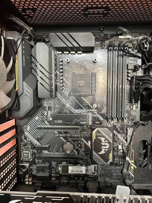 Продам материнскую плату Asus TUF Gaming B-450 PRO