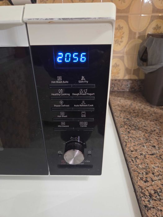Micro-ondas Samsung - Modelo: MC28M6055CW - 230V - 50Hz - Max.: 2.900W