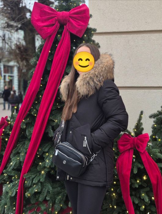 Продам зимову куртку с натуральним хутром