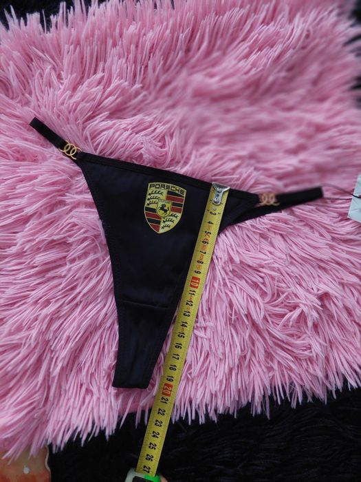 Stringi z logo porsche