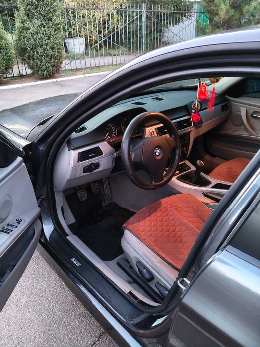 BMW 318i 2.0 2006 Сарата