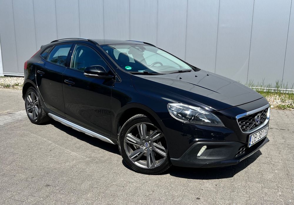 Volvo V40 Cross Country Volvo V40 Cross Country doinwestowane