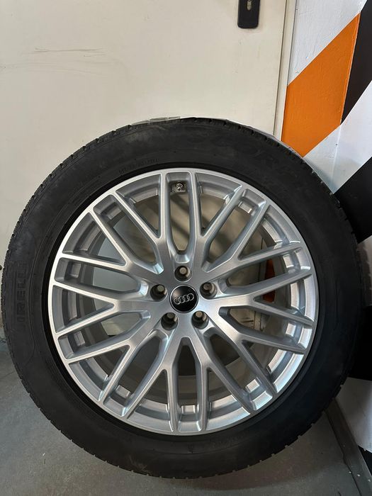 Komplet kół Audi Q7 285/45/20