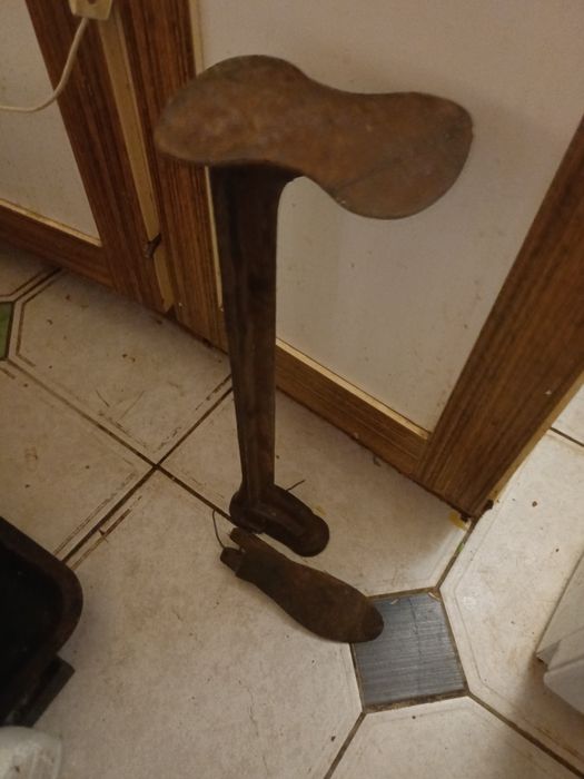 Лапа, лапка ,чоботи , сапожна  для пошиву, ремонту взуття