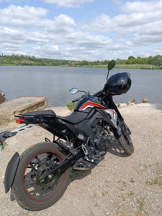 Мотоцикл LIFAN SR220-4V