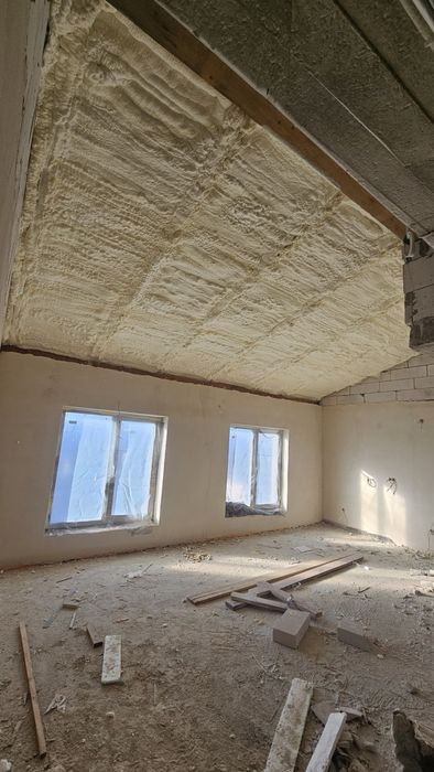 Утеплення Пінополіуретаном,Піною(ППУ)дахів,перекриття,каркасники,ангар