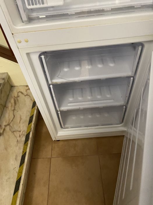 Frigorifico com freezer dias portas