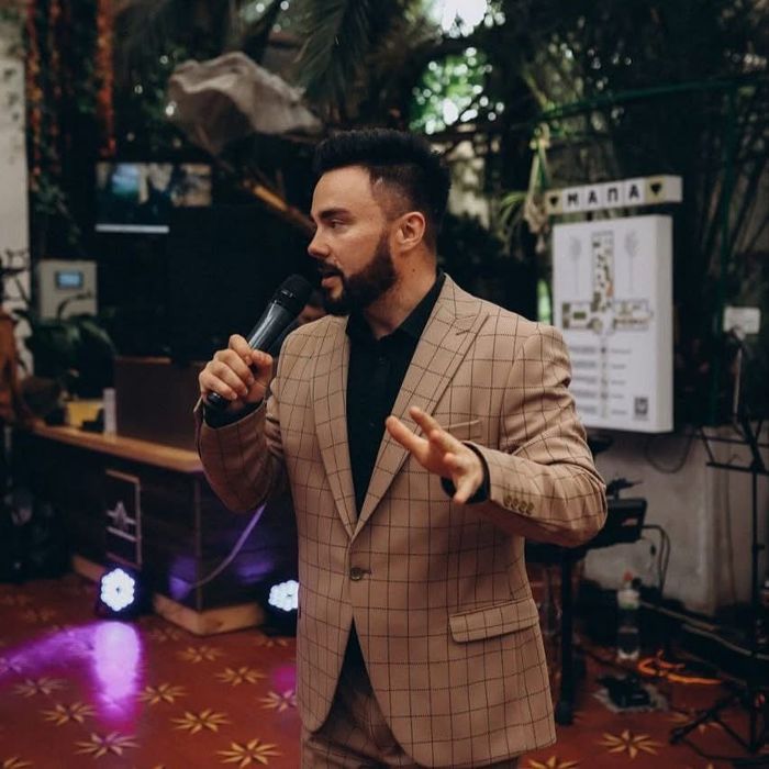 Ведучий  Ведущий не дорого ,диджей на свадьбу, день рождение,