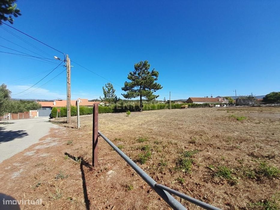 Venda De Terreno Urbano Em Boa Localização