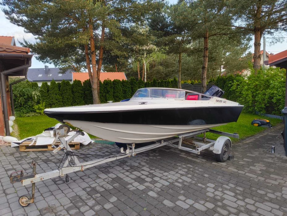 Łódź motorowa Driver 440 20HP 4T z przyczepką