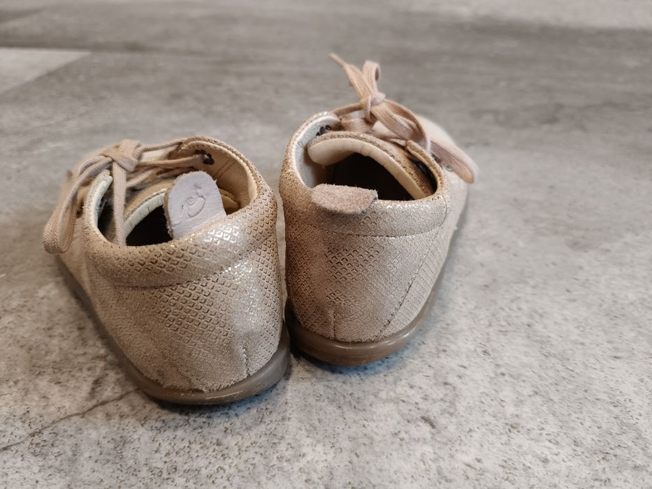 Buty emel rozmiar 22