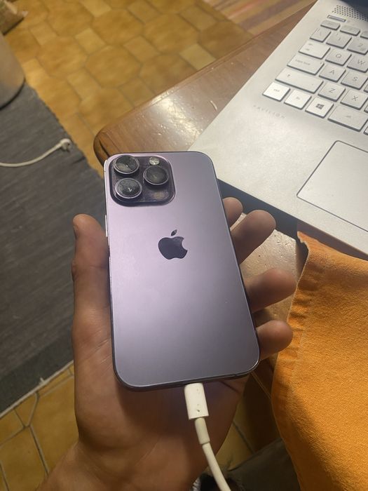 Iphone 14 pro em bom estado