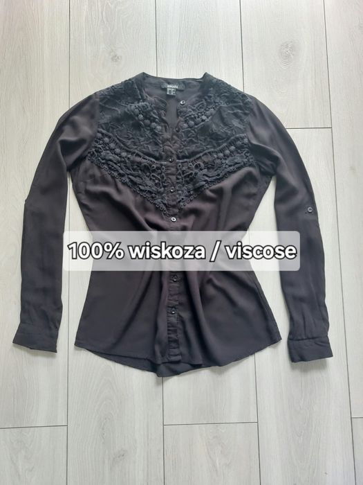 Czarna przewiewna koszula z wiskozy S/36, koszulka z aplikacją, czarna