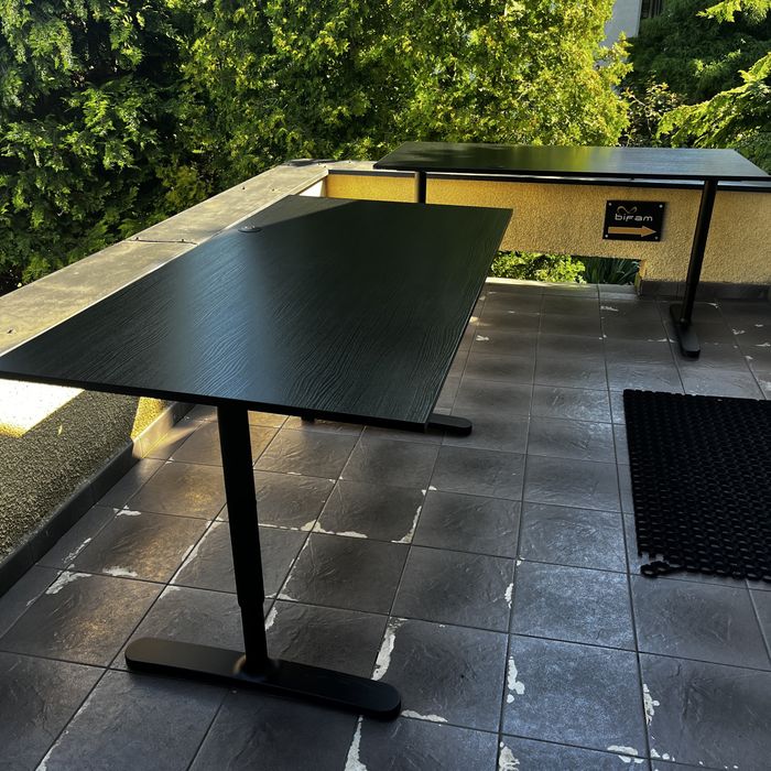 Sprzedam 2 x biurka ikea 160x80 czarne GDANSK