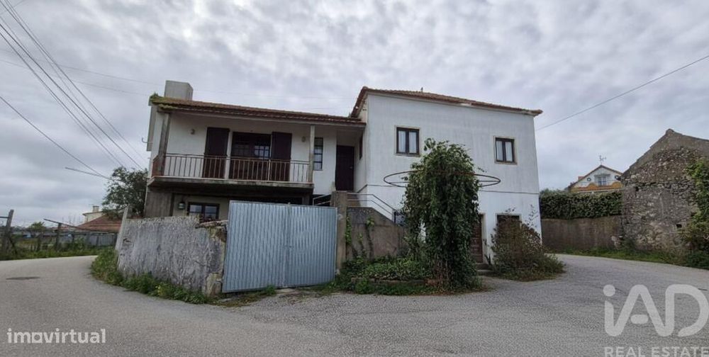Casa / Villa T4 em São Mamede de 214 m2