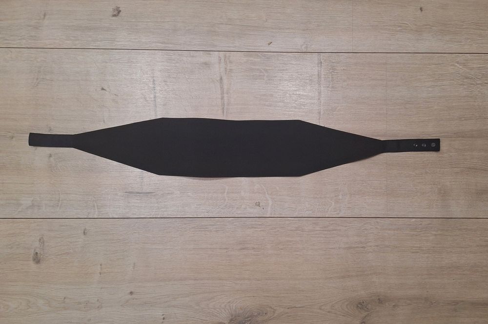 Pasek neonowy różowy 75-79 cm