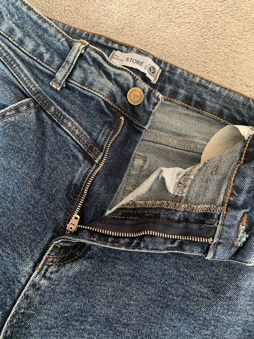 Джинси жіночі розмір 28