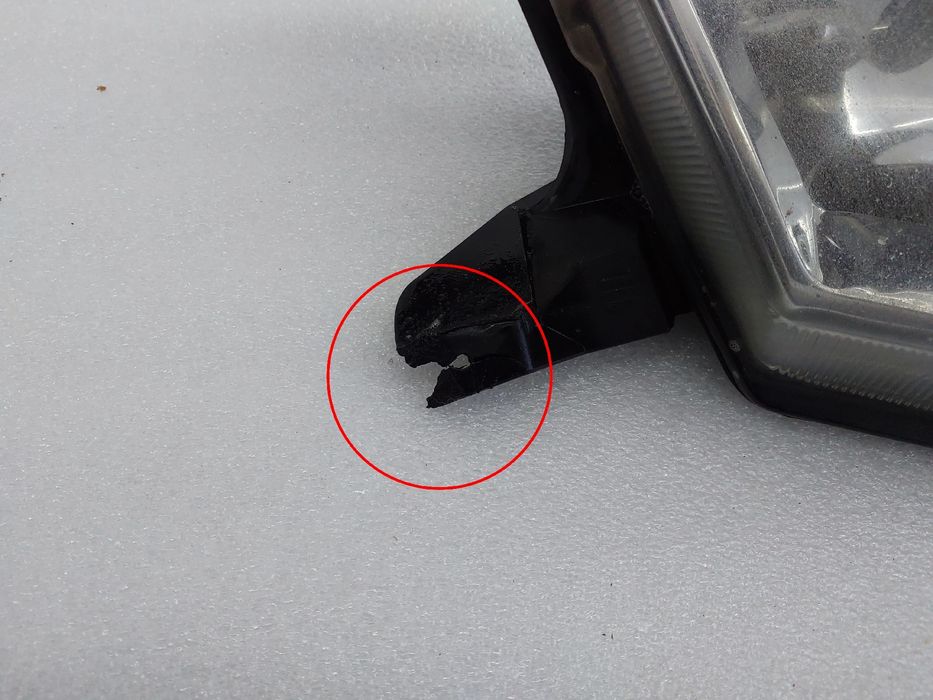 Farol nevoeiro frente esquerdo PEUGEOT 407 SW (6E_)