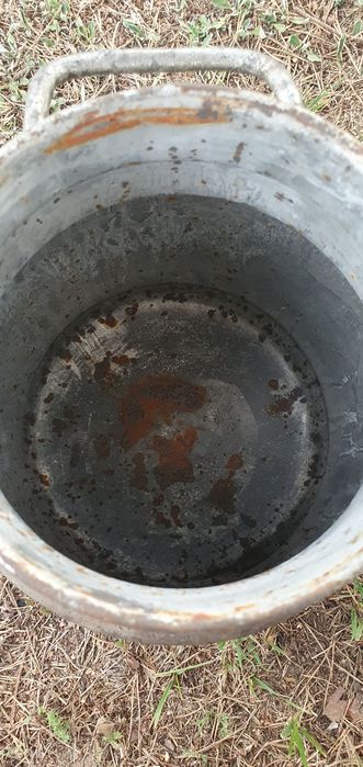 stara konew stalowa, bańka, kanka na mleko PRL